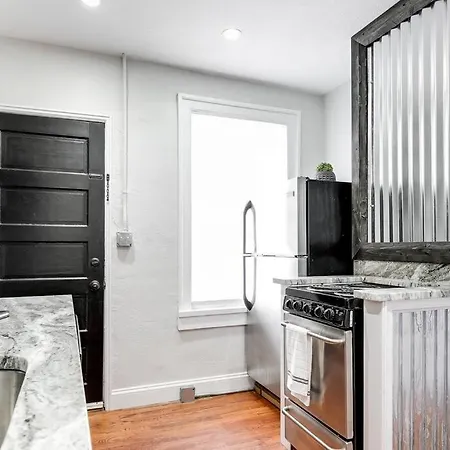 Charming, Happy 1-Bed Oasis: Rva Retreat Awaits! Apartment Richmond Exterior photo