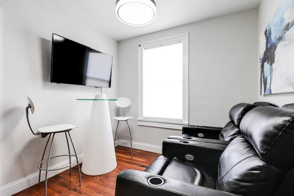 Charming, Happy 1-bed Oasis: Rva Retreat Awaits! Appartement *
